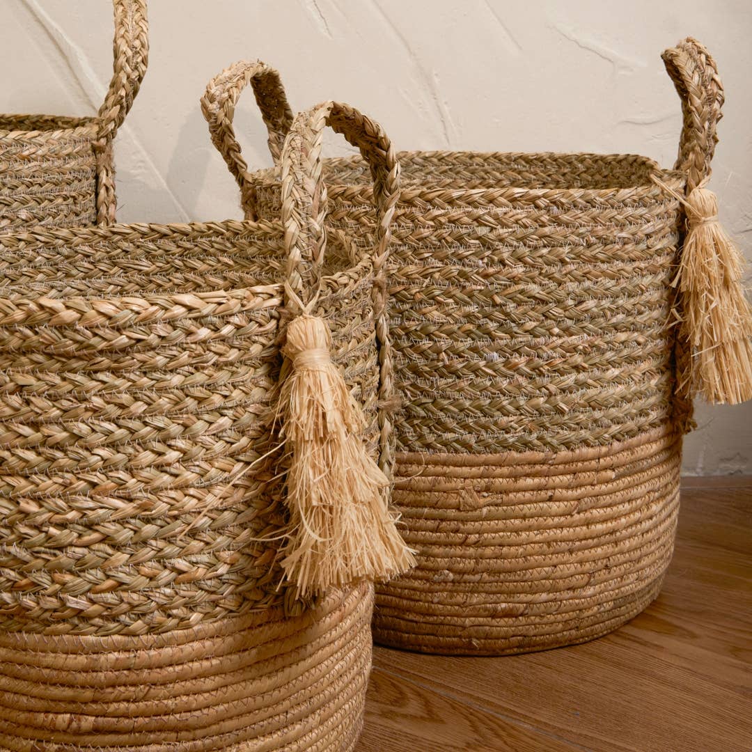 Attractive Coastal Charm Tassel Basket
